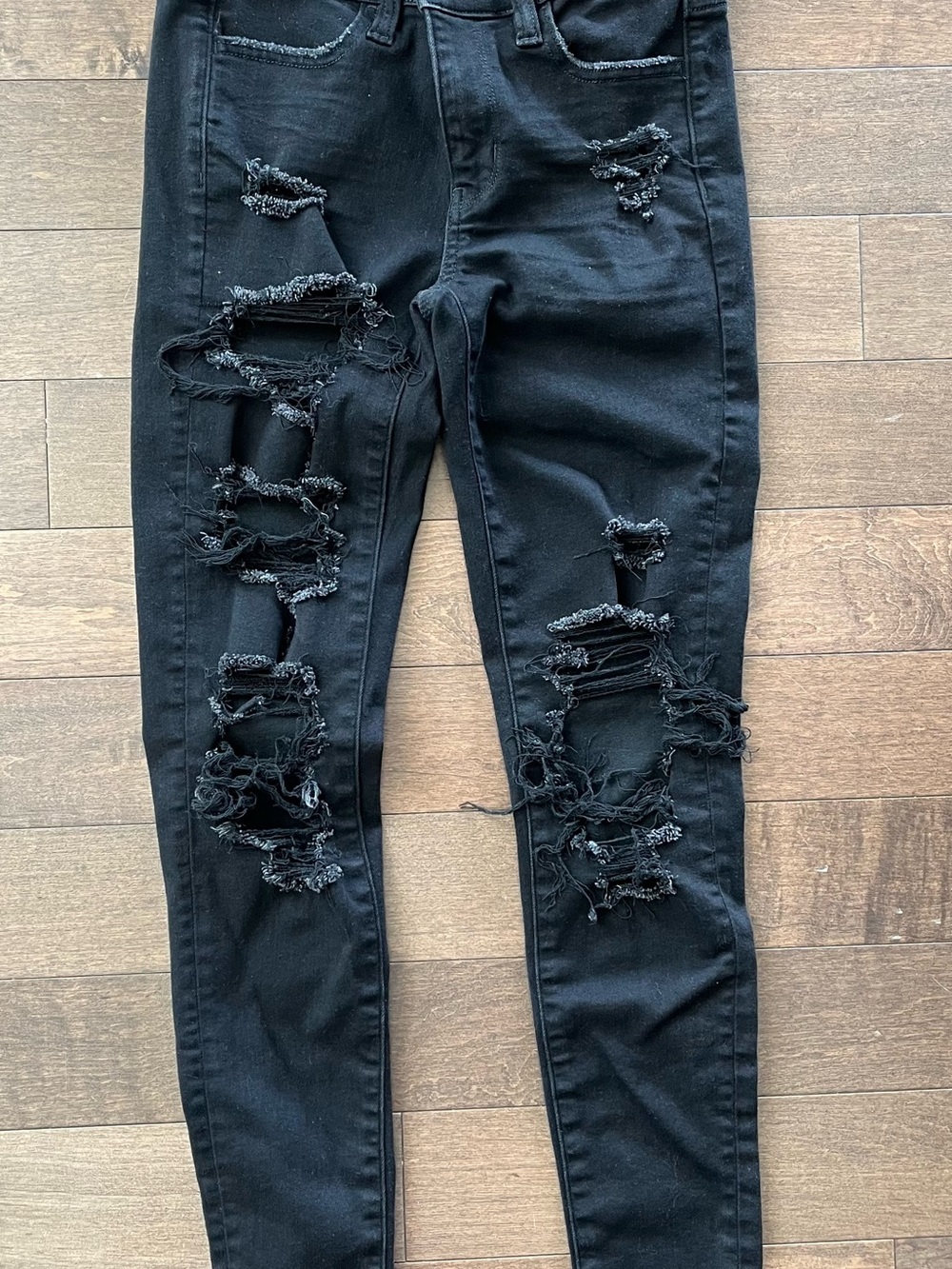 American Eagle Outfitters Black Ripped Skinny Jeans